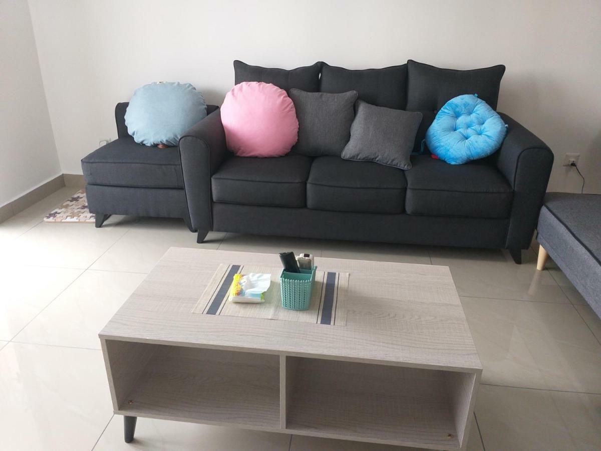 Kempas Indah @ The Secret Garden Homestay Johor Bahru Exterior foto